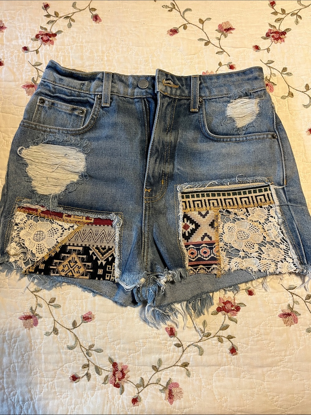 High Waist Distressed Denim Shorts with Patchwork - Blue